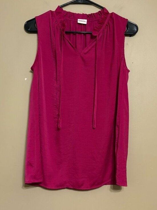 Tops - Women’s Sleeveless Tank